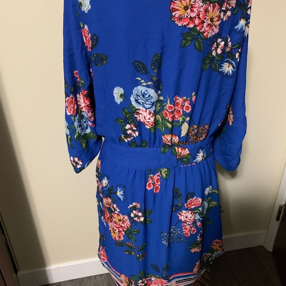 Floral dress - Picture 4 of 5